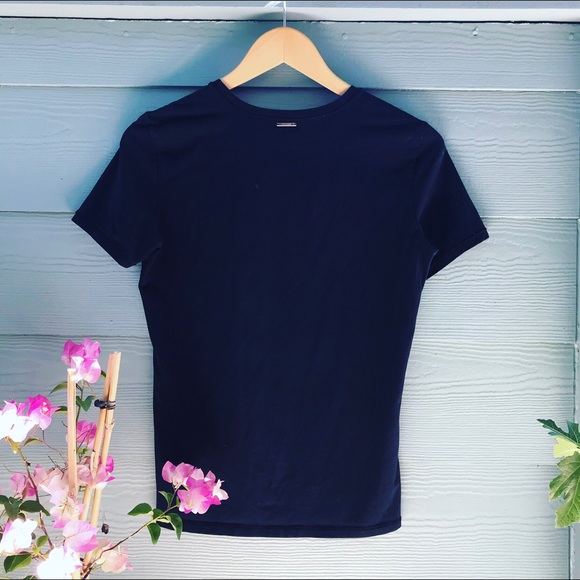 Hugo Boss Basic T-Shirt - Picture 3 of 5